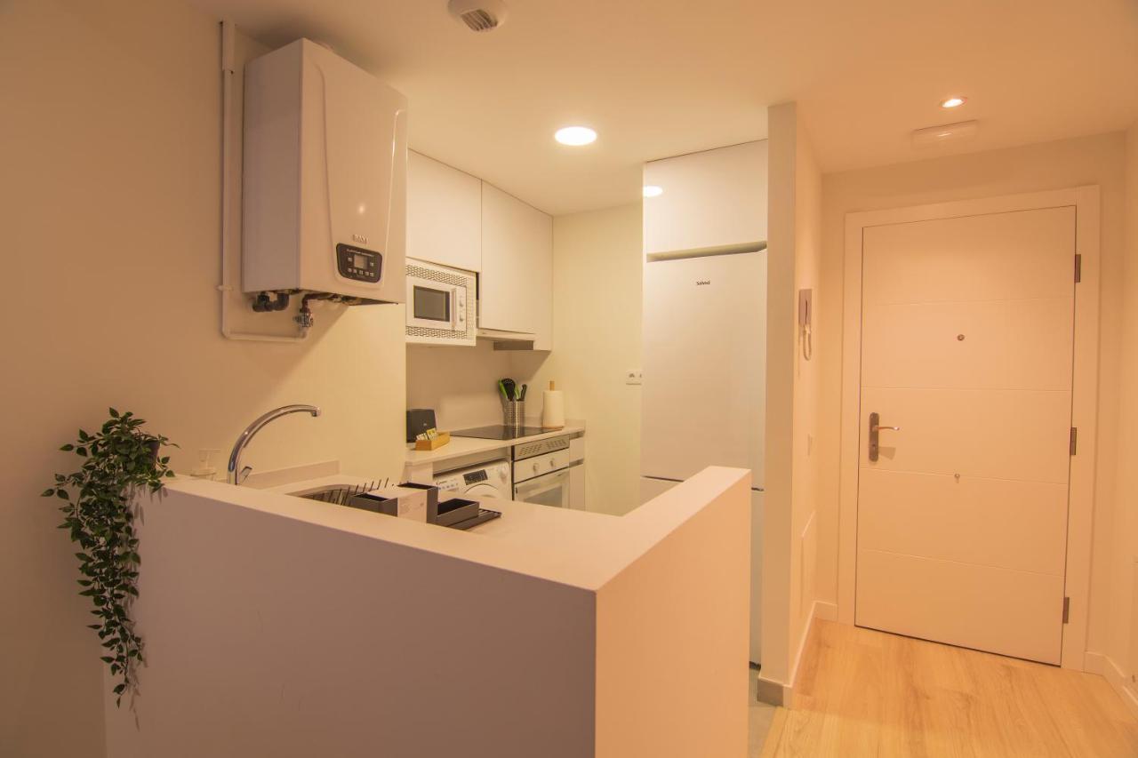 Apartamento a estrenar en ubicación inmejorable , con terraza y parking incluido Oviedo Exterior foto