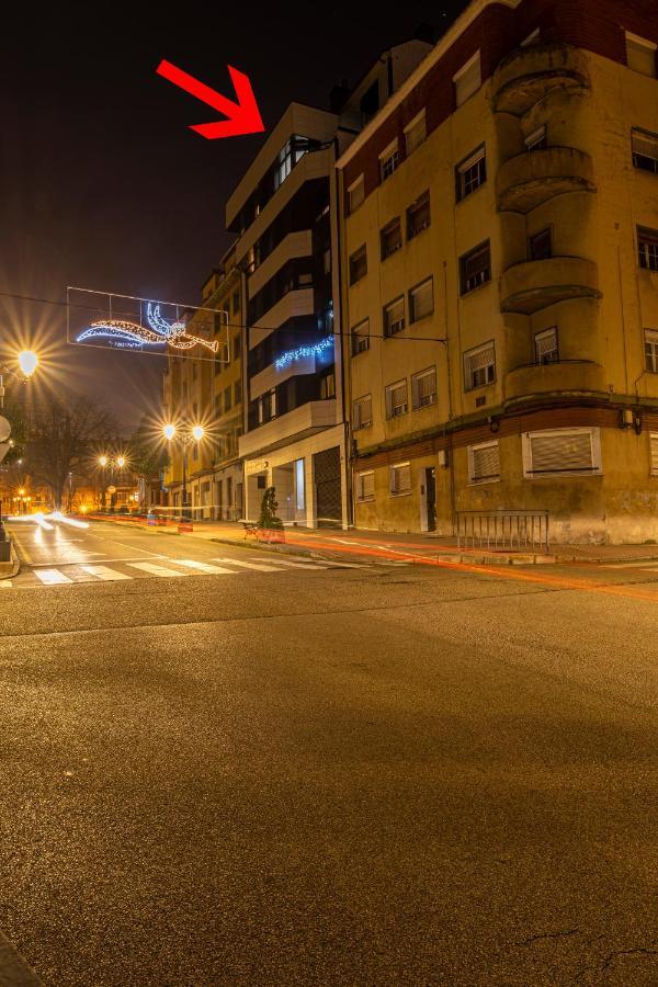 Apartamento a estrenar en ubicación inmejorable , con terraza y parking incluido Oviedo Exterior foto